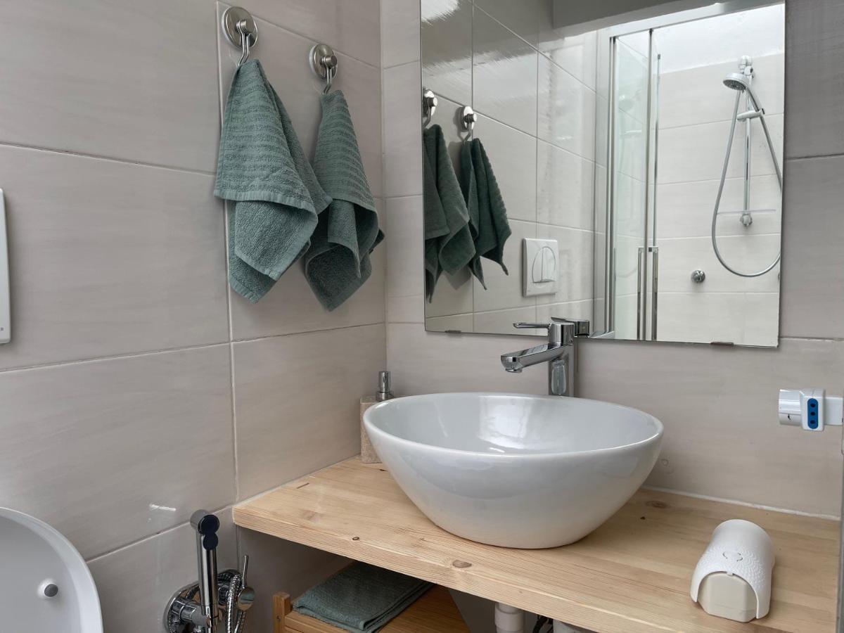 Mansarda Di Nolo-Mm Pasteur-Red Line Apartment Milano Exterior foto