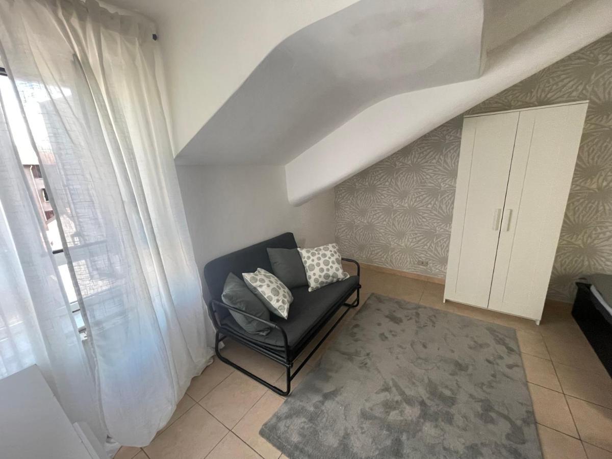 Mansarda Di Nolo-Mm Pasteur-Red Line Apartment Milano Exterior foto